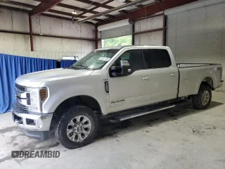 2018 Ford F-250 XL z VIN 1FT7W2BT1JEB64068, wystawiony jako Copart lot #58517725 z przebiegiem 184 288 mil mil oraz Szkoda całkowita • Salvage title. Historia ofert i sprzedaży dostępna na DreamBid. Obrazek 1.