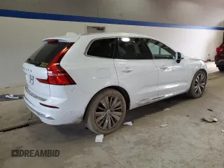 2022 Volvo XC60 Recharge Plug-In Hybrid Inscription with VIN YV4BR0DL5N1995585, listed as a Copart auction lot 87219354 with 19,015 mi miles and Salvage Title. Bid and sale history available at carsss.com. Image 3.