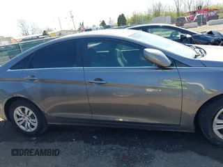 2013 Hyundai Sonata GLS with VIN 5NPEB4AC1DH607954, listed as a IAAI auction lot 42063892 with 116,306 mi miles and . Bid and sale history available at carsss.com. Image 13.