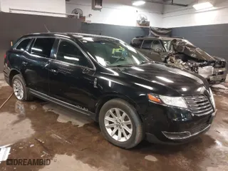 2018 Lincoln MKT with VIN 2LMHJ5NK8JBL02014, listed as a IAAI auction lot 41489437 with NaN miles. Bid and sale history available at carsss.com. Image 1.