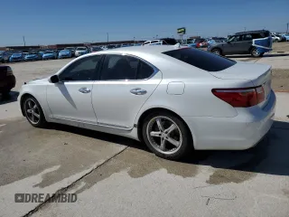 2011 Lexus LS 460 z VIN JTHBL5EF6B5104295, wystawiony jako Copart lot #46059985 z przebiegiem 181 028 mil mil oraz Szkoda całkowita • Salvage title. Historia ofert i sprzedaży dostępna na DreamBid. Obrazek 2.