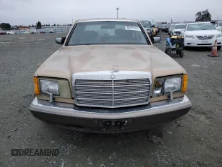 1986 Mercedes-Benz 420 420SEL with VIN WDBCA35D8GA273147, listed as a Copart auction lot 86555544 with 111,782 mi miles and Salvage Title. Bid and sale history available at carsss.com. Image 5.