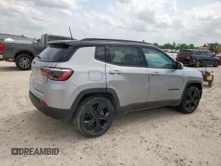 2021 Jeep Compass Altitude with VIN 3C4NJCBB2MT532314, listed as a Copart auction lot 57624295 with 55,329 mi miles and Salvage title. Bid and sale history available at DreamBid. Image 3.
