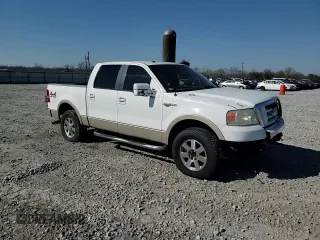 2008 Ford F-150 XLT z VIN 1FTPW14V08KC20814, wystawiony jako Copart lot #48609435 z przebiegiem 141 000 mil mil oraz Szkoda całkowita • Salvage title. Historia ofert i sprzedaży dostępna na DreamBid. Obrazek 11.