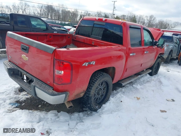 2012 Chevrolet Silverado 1500 LT with VIN 3GCPKSE70CG154346, listed as a IAAI auction lot 41322264 with 99,226 mi miles. Bid and sale history available at carsss.com. Image 4.