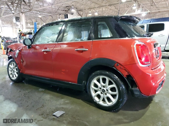 2015 MINI Cooper Hardtop 4 Door S with VIN WMWXU3C58F2B58191, listed as a Copart auction lot 44854375 with 90,747 mi miles and Clean Title. Bid and sale history available at carsss.com. Image 2.