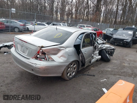 2005 Mercedes-Benz C 320 с VIN WDBRF64J85F605107, выставлен на аукционе IAAI как лот 41470284 с пробегом Не указан миль и . История ставок и продаж доступна на DreamBid. Изображение 4.