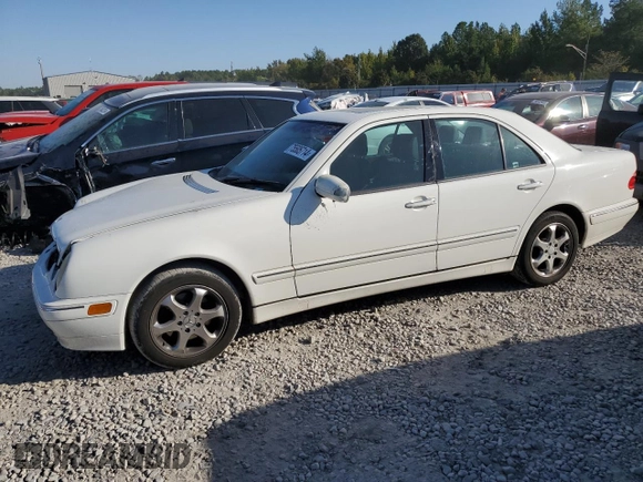 2002 Mercedes-Benz E-Class with VIN WDBJF65J02B473555, listed as a Copart auction lot 75505714 with 0 mi miles and Salvage Title. Bid and sale history available at carsss.com. Image 1.