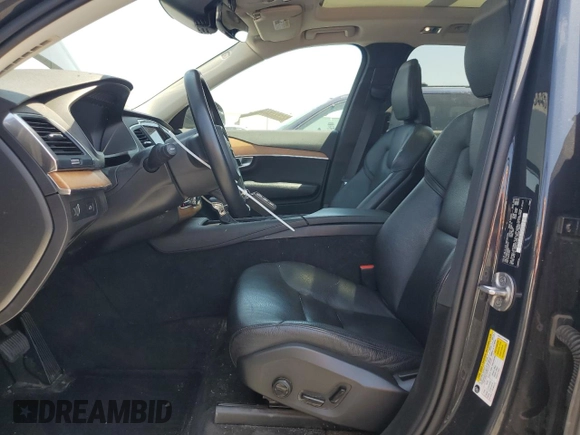 2022 Volvo XC90 Momentum with VIN YV4102PK5N1839437, listed as a Copart auction lot 57344575 with 113,934 mi miles and Salvage title. Bid and sale history available at DreamBid. Image 7.
