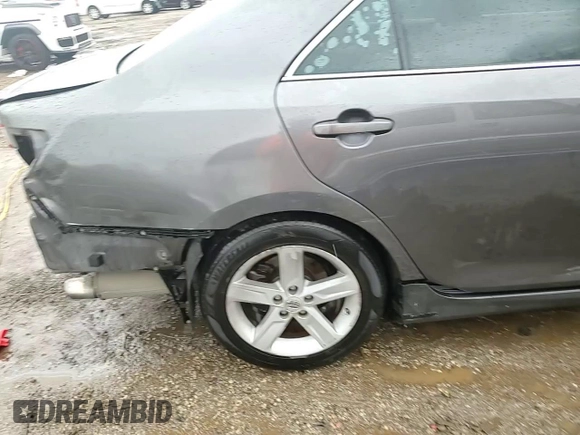 2014 Toyota Camry L with VIN 4T1BF1FK1EU322437, listed as a Copart auction lot 47747555 with 227,751 mi miles and Salvage Title. Bid and sale history available at carsss.com. Image 14.