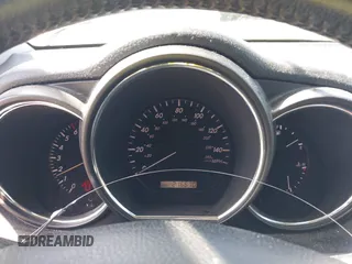 2004 Lexus RX 330 z VIN JTJHA31U240064790, wystawiony jako IAAI lot #42533112 z przebiegiem 216 670 mil mil oraz . Historia ofert i sprzedaży dostępna na DreamBid. Obrazek 7.