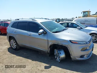 2016 Jeep Cherokee Overland с VIN 1C4PJLJB2GW325382, выставлен на аукционе IAAI как лот 41976261 с пробегом 113 478 миль миль и . История ставок и продаж доступна на DreamBid. Изображение 6.