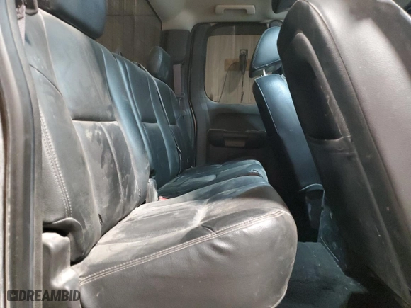 2013 GMC Sierra 2500HD SLE with VIN 1GT220C89DZ157015, listed as a Copart auction lot 45725595 with 120,440 mi miles and Salvage Title. Bid and sale history available at carsss.com. Image 10.