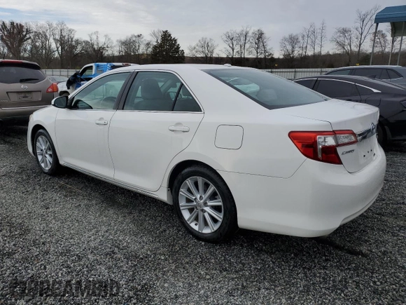 2014 Toyota Camry SE with VIN 4T1BK1FK2EU542746, listed as a Copart auction lot 48057825 with 112,547 mi miles and Salvage Title. Bid and sale history available at carsss.com. Image 2.