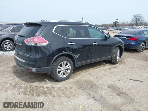 2015 Nissan Rogue SV with VIN 5N1AT2MV2FC811122, listed as a IAAI auction lot 41942521 with 186,965 mi miles. Bid and sale history available at carsss.com. Image 4.