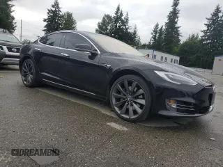 2017 Tesla Model S 100D с VIN 5YJSA1E21HF188840, выставлен на аукционе Copart как лот 62683685 с пробегом 90 101 миль миль и Списание • Salvage title. История ставок и продаж доступна на DreamBid. Изображение 4.