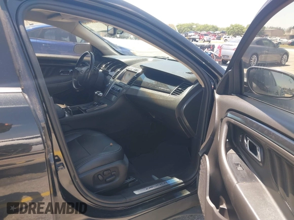 2010 Ford Taurus Limited with VIN 1FAHP2FW4AG151640, listed as a IAAI auction lot 42049305 with 135,769 mi miles. Bid and sale history available at carsss.com. Image 5.