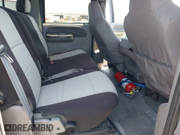 2004 Ford F-250 XL with VIN 1FTNW21P14EC55339, listed as a IAAI auction lot 42028825 with 208,682 mi miles and . Bid and sale history available at DreamBid. Image 8.