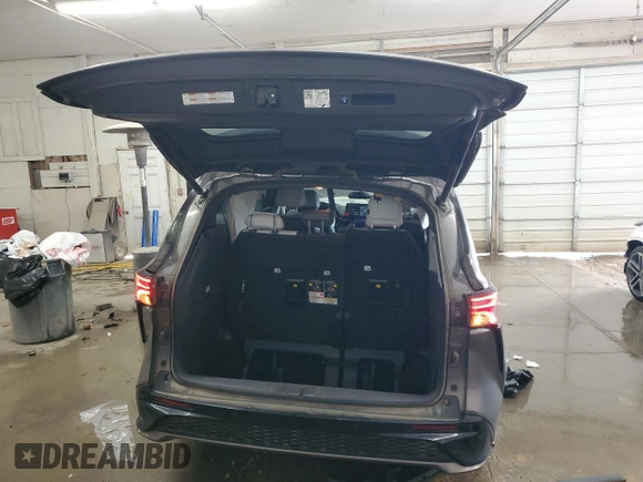2021 Toyota Sienna XSE with VIN 5TDDSKFCXMS010689, listed as a Copart auction lot 44507265 with 114,432 mi miles and Salvage Title. Bid and sale history available at carsss.com. Image 6.