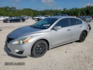 2015 Nissan Altima 2.5 with VIN 1N4AL3AP1FN353700, listed as a Copart auction lot 59236825 with 133,111 mi miles and Salvage title. Bid and sale history available at DreamBid. Image 1.