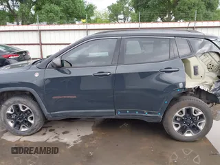 2018 Jeep Compass Trailhawk с VIN 3C4NJDDB5JT270609, выставлен на аукционе IAAI как лот 41860027 с пробегом 32 237 миль миль и . История ставок и продаж доступна на DreamBid. Изображение 15.