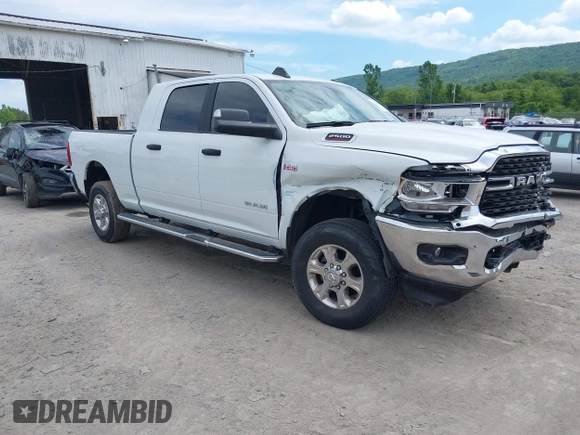 2022 Ram 2500 Big Horn with VIN 3C6UR5MJ0NG383441, listed as a IAAI auction lot 42368641 with 27,903 mi miles and . Bid and sale history available at DreamBid. Image 1.