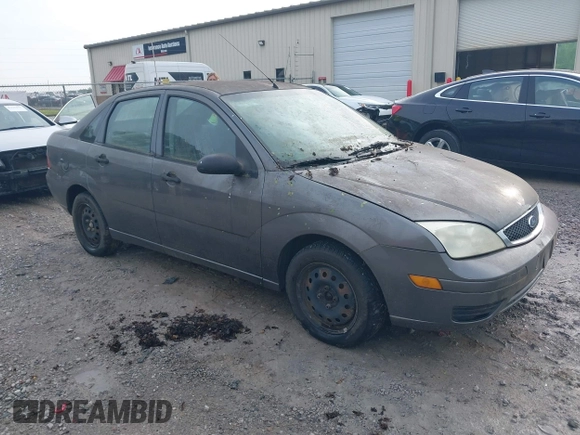 2007 Ford Focus S z VIN 1FAFP34N17W212691, wystawiony jako IAAI lot #42130099 z przebiegiem 214 101 mil mil oraz . Historia ofert i sprzedaży dostępna na DreamBid. Obrazek 1.
