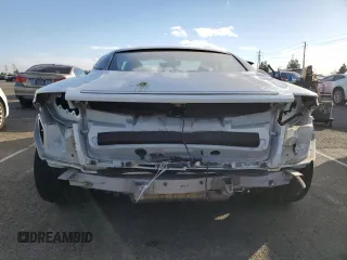 2017 Aston Martin DB11 z VIN SCFRMFAV8HGL03041, wystawiony jako Copart lot #41682005 z przebiegiem Nie podano mil oraz Szkoda całkowita • Salvage title. Historia ofert i sprzedaży dostępna na DreamBid. Obrazek 6.