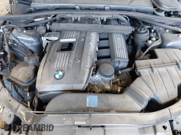 2006 BMW 3 Series 325i z VIN WBAVB13526PT07955, wystawiony jako IAAI lot #42401872 z przebiegiem Nie podano mil oraz . Historia ofert i sprzedaży dostępna na DreamBid. Obrazek 10.