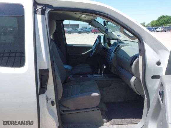 2016 Nissan Frontier S with VIN 1N6BD0CT6GN763783, listed as a IAAI auction lot 41976206 with 104,447 mi miles. Bid and sale history available at carsss.com. Image 5.