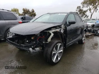 2021 Audi Q3 S line Premium with VIN WA1DECF38M1012560, listed as a Copart auction lot 40304343 with 20,107 mi miles. Bid and sale history available at carsss.com. Image 1.