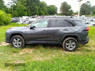 2023 Toyota RAV4 Hybrid LE z VIN 4T3MWRFV4PU090900, wystawiony jako IAAI lot #42299116 z przebiegiem 61 177 mil mil oraz . Historia ofert i sprzedaży dostępna na DreamBid. Obrazek 14.