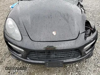 2013 Porsche Cayenne GTS с VIN WP1AD2A23DLA75220, выставлен на аукционе Copart как лот 55745765 с пробегом Не указан миль и Списание • Salvage title. История ставок и продаж доступна на DreamBid. Изображение 11.