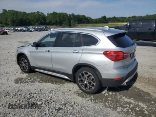 2020 BMW X1 xDrive28i z VIN WBXJG9C04L3L89568, wystawiony jako Copart lot #56646715 z przebiegiem 133 790 mil mil oraz Szkoda całkowita • Salvage title. Historia ofert i sprzedaży dostępna na DreamBid. Obrazek 2.
