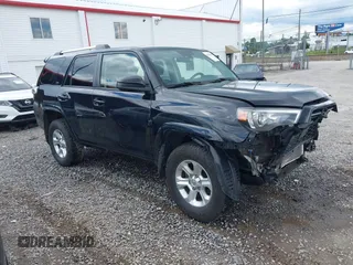 2021 Toyota 4Runner SR5 with VIN JTEMU5JR6M5882070, listed as a IAAI auction lot 42546284 with 79,206 mi miles and . Bid and sale history available at DreamBid. Image 1.