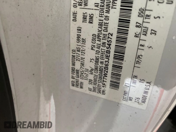 2018 Ford Super Duty F-250 SRW XL with VIN 1FT7W2B63JEB54572, listed as a IAAI auction lot 42070129 with 88,951 mi miles. Bid and sale history available at carsss.com. Image 1.