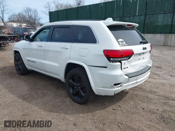 2015 Jeep Grand Cherokee Laredo with VIN 1C4RJFAG4FC905092, listed as a IAAI auction lot 41945933 with 97,854 mi miles. Bid and sale history available at carsss.com. Image 3.