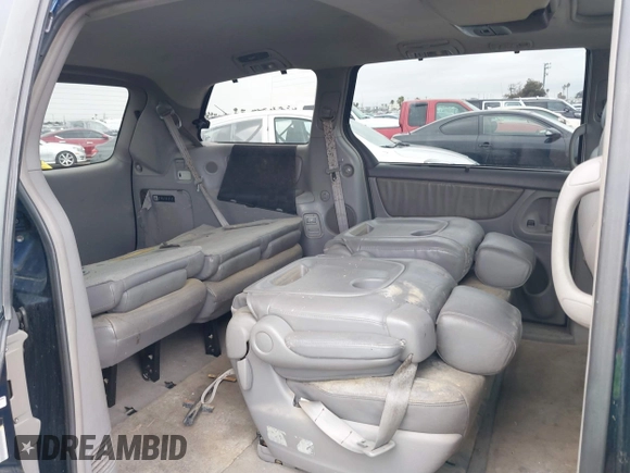 2004 Toyota Sienna XLE with VIN 5TDZA22C84S002783, listed as a IAAI auction lot 41780891 with 169,723 mi miles and . Bid and sale history available at carsss.com. Image 8.