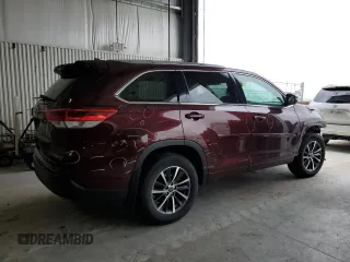 2017 Toyota Highlander XLE z VIN 5TDJZRFH8HS371458, wystawiony jako Copart lot #53861415 z przebiegiem 160 802 mil mil oraz Szkoda całkowita • Salvage title. Historia ofert i sprzedaży dostępna na DreamBid. Obrazek 3.