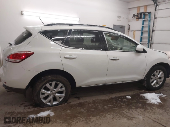 2014 Nissan Murano S with VIN JN8AZ1MW6EW526477, listed as a IAAI auction lot 41403021 with 111,869 mi miles and . Bid and sale history available at carsss.com. Image 13.