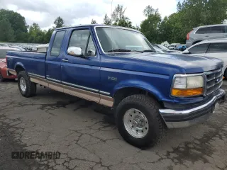 1996 Ford F-150 z VIN 1FTEX14H8TKA28287, wystawiony jako Copart lot #57454015 z przebiegiem 153 005 mil mil oraz Szkoda całkowita • Salvage title. Historia ofert i sprzedaży dostępna na DreamBid. Obrazek 4.