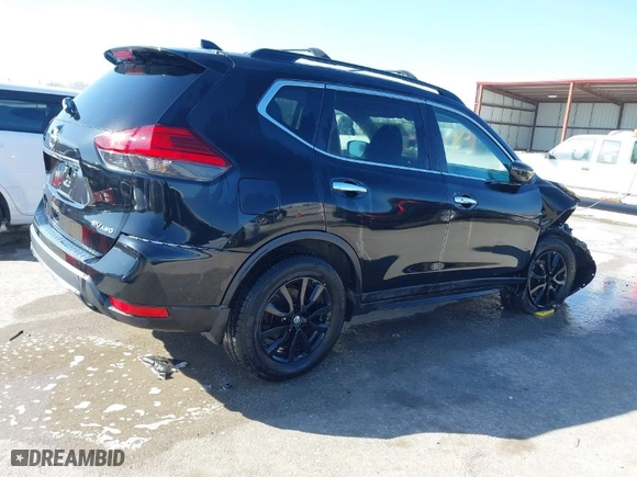 2017 Nissan Rogue SV with VIN 5N1AT2MV5HC825065, listed as a IAAI auction lot 41752795 with 77621 miles. Bid and sale history available at carsss.com. Image 4.