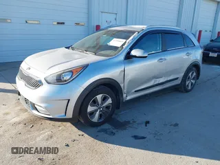 2018 Kia Niro EX with VIN KNDCC3LC1J5121507, listed as a IAAI auction lot 41288803 with 85,444 mi miles. Bid and sale history available at carsss.com. Image 17.