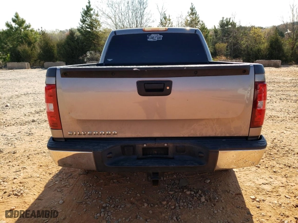 2008 Chevrolet Silverado 1500 LTZ with VIN 3GCEC13J98G304748, listed as a Copart auction lot 50515555 with 299,278 mi miles and Salvage Title. Bid and sale history available at carsss.com. Image 6.