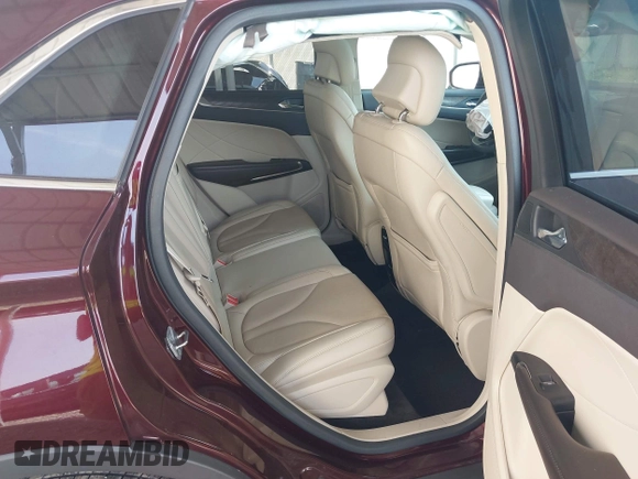 2017 Lincoln MKC Reserve с VIN 5LMCJ3D97HUL30963, выставлен на аукционе IAAI как лот 42502238 с пробегом 51 038 миль миль и . История ставок и продаж доступна на DreamBid. Изображение 8.