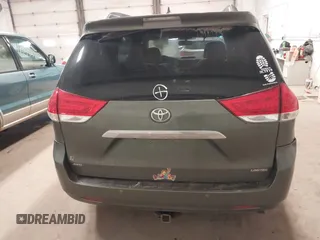2011 Toyota Sienna XLE with VIN 5TDDK3DC0BS008343, listed as a IAAI auction lot 41444268 with 215,778 mi miles. Bid and sale history available at carsss.com. Image 16.