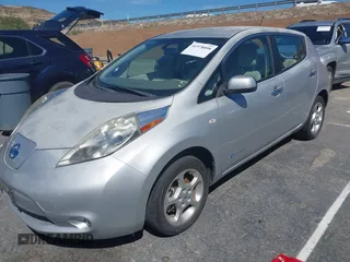 2012 Nissan LEAF SL with VIN JN1AZ0CP9CT021731, listed as a IAAI auction lot 41978898 with 33,198 mi miles. Bid and sale history available at carsss.com. Image 2.