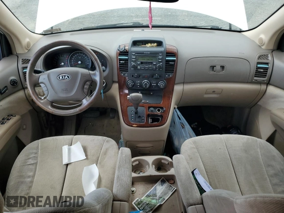 2006 Kia Sedona LX with VIN KNDMB233366052094, listed as a Copart auction lot 58241074 with 181,295 mi miles and Salvage Title. Bid and sale history available at carsss.com. Image 8.