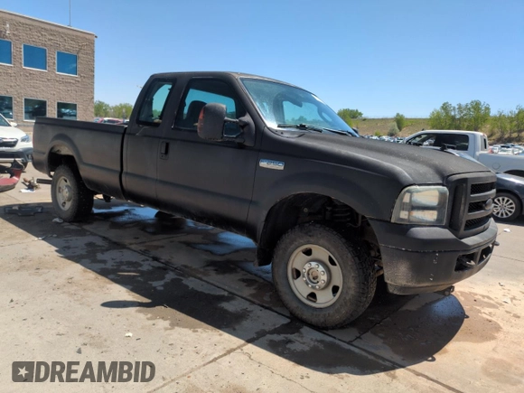 2005 Ford F-250 XL с VIN 1FTSX21595EC29006, выставлен на аукционе Copart как лот 56250625 с пробегом 318 377 миль миль и Чистый • Clean title. История ставок и продаж доступна на DreamBid. Изображение 4.