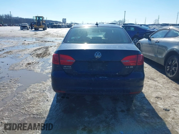 2012 Volkswagen Jetta SE с VIN 3VWDX7AJ7CM307161, выставлен на аукционе IAAI как лот 41332691 с пробегом 193 920 миль миль и . История ставок и продаж доступна на DreamBid. Изображение 16.